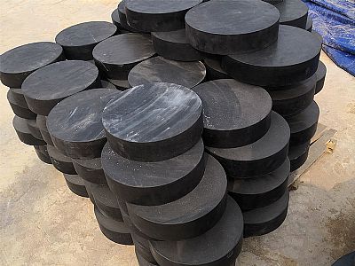 宁远县板式橡胶支座由若干层橡胶片与薄钢板经加压硫化